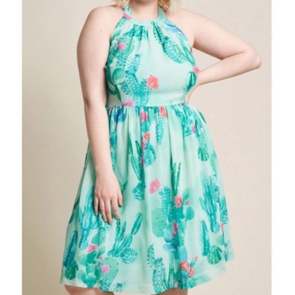 Modcloth Dresses & Skirts - Modcloth 🌵 The Better Cactus Novelty Print Halter Dress 4X